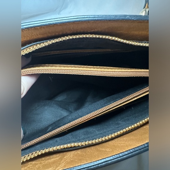 Mellow World Vegan Leather Handbag - Picture 15 of 16